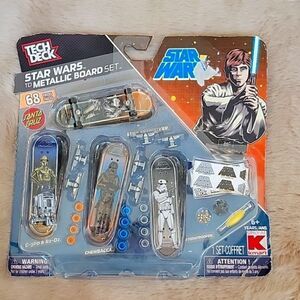 TECH DECK STAR WARS METALLIC BOARD SET - NEW!